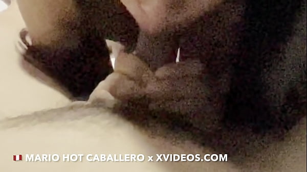 Mi bebe Clarita goza del anal y al final dice duele duele